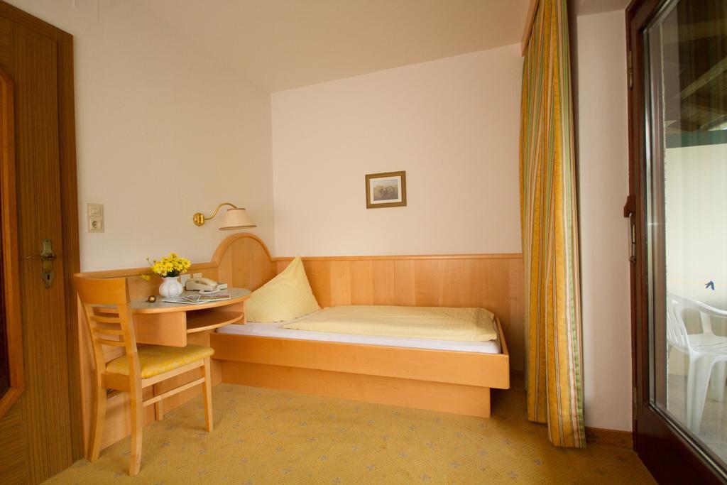 Hotel Garni Sonnblick バド クラインキルヒハイム 部屋 写真